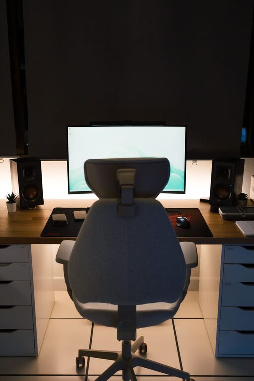Tips for Creating a Productive Home Workspace That Boosts Focus and Comfort